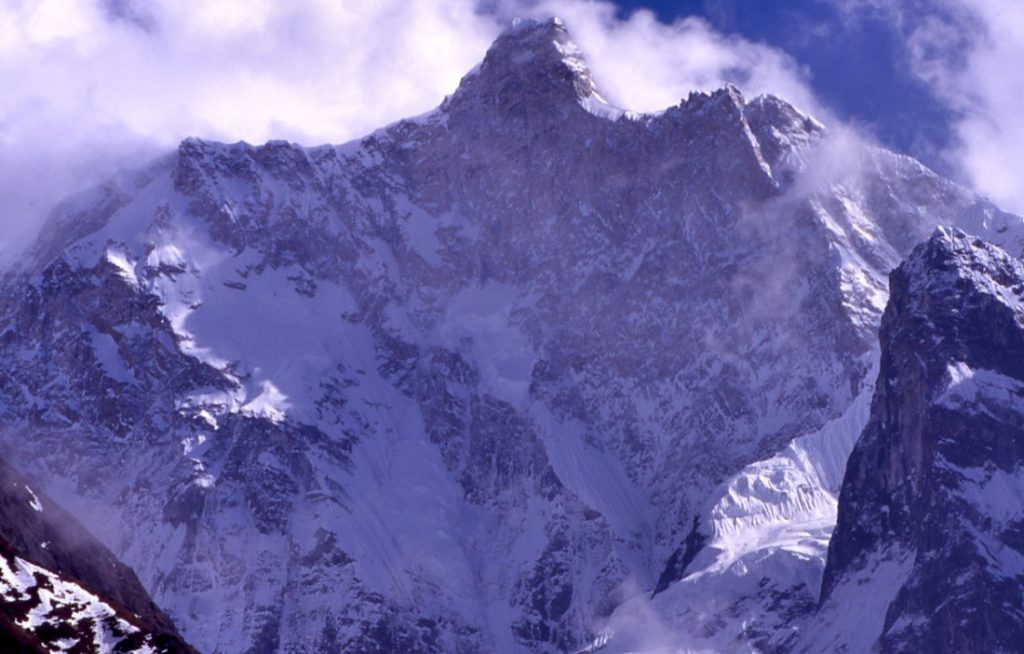 ژانو - قله های بالای 7000 متر