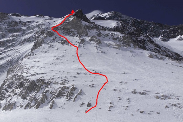 در این مطلب فران لاتوره، کوهنورد اسپانیایی و صعود کننده 14 قله هشت هزار متری، مسیر صعود گاشربروم یک یازدهمین قله بلند جهان را توصیف می کند.