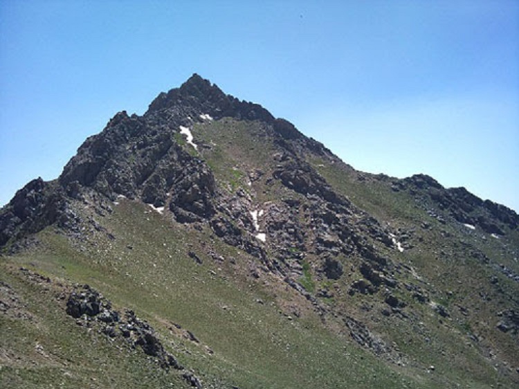 قله قزل ارسلان - کوهنوردی در همدان