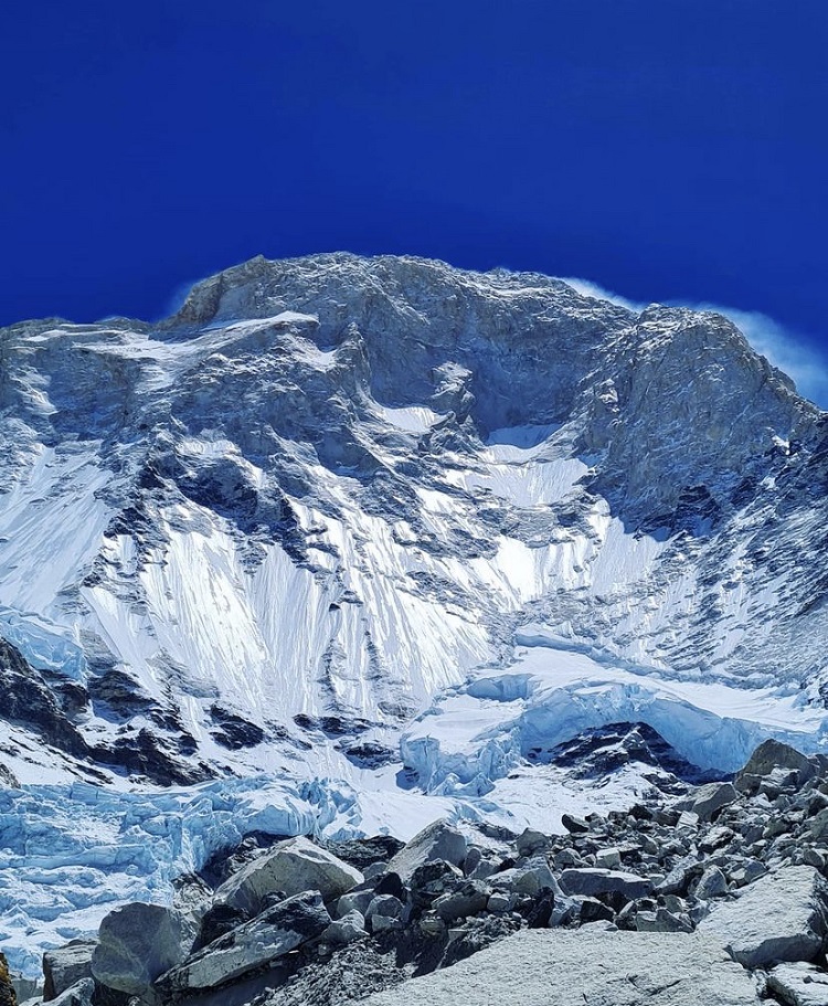 تاریخچه صعودهای انفرادی در یکی از دشوارترین 8000 متری های جهان