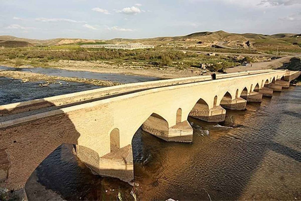 پل تاریخی گاران
