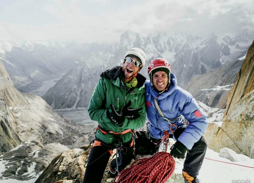 در هفته گذشته دو کوهنورد ایتالیایی به نام های میرکو گراسو و جاکامو ماوری، مسیر "اترنال فلیم" به معنای شعله ابدی را در برج بینام ترانگو مجددا صعود کردند.