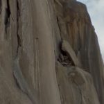 سنگ آینه دیواره علم کوه