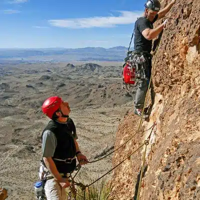 خرید لوازم کوهنوردی کرمانشاه با ارسال رایگان