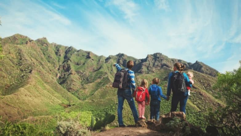 family hiking experience in usa