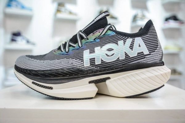 کفش هوکا مدل سیِلو ایکس HOKA Cielo X1