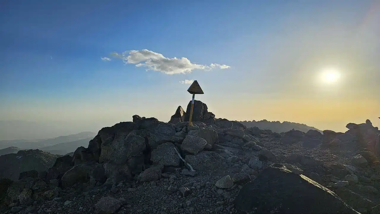 قلل هرم سبلان