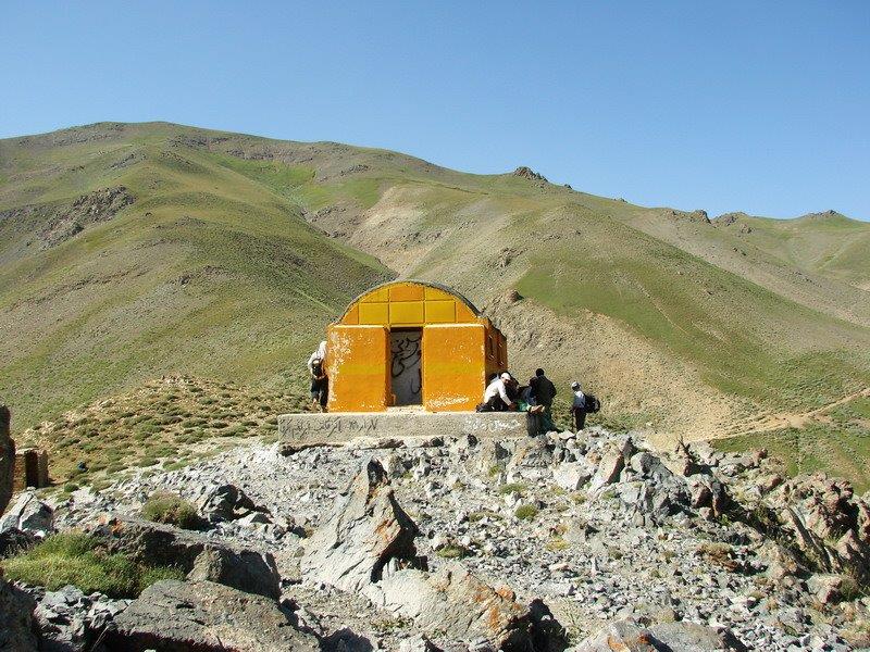 قله بزقوش؛ راهنمای صعود به پرنده خاکستری آغ‌داغ