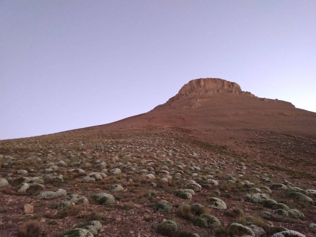 دوخواهرون ۴۳۰۰ متری؛ راهنمای صعودی طولانی و چالشی