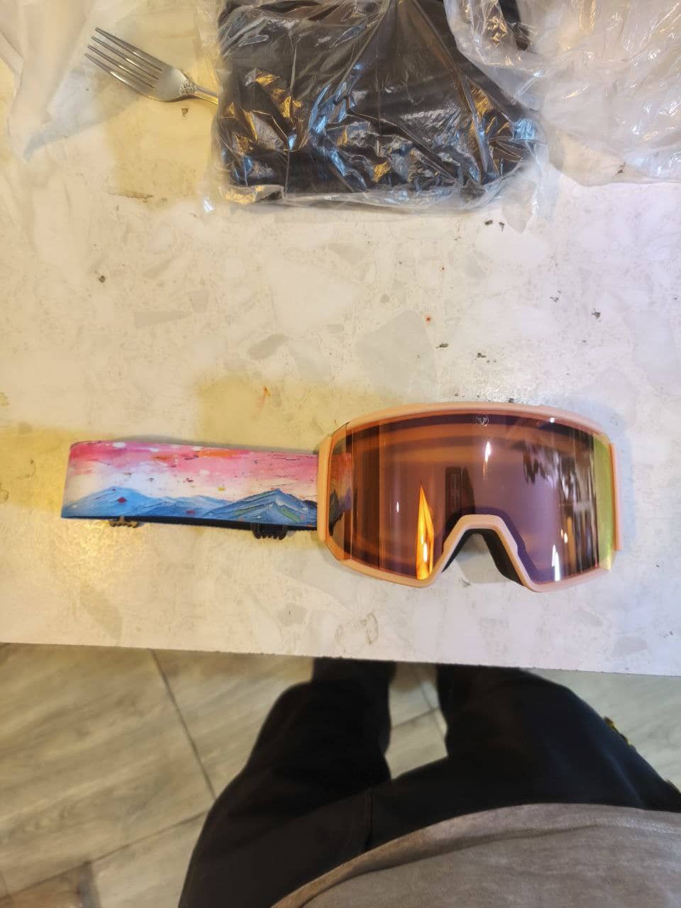 photo_2025-11-01_15-16-00 (2) عینک اسکی و طوفان دوجداره V-Summit - Image 9