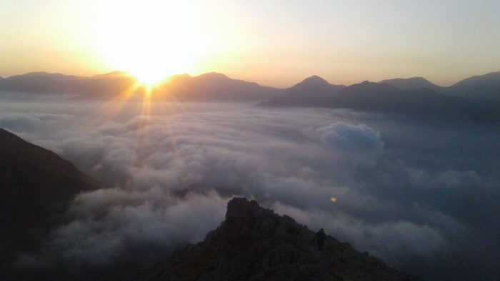 قله کرنا (رنچ‌کوه)؛ نگین صخره‌ای بر یال جنوب‌جنوب‌شرقی دماوند