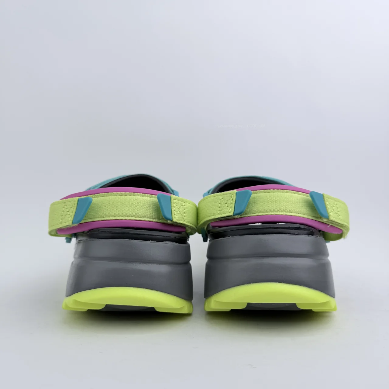 صندل کراکس زنانه مدل هایکر بلک گرین (BLKGRN) Classic Hiker Clog - Image 9