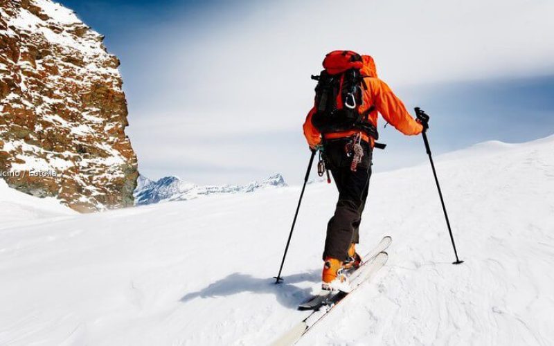 کوهنوردی با اسکی