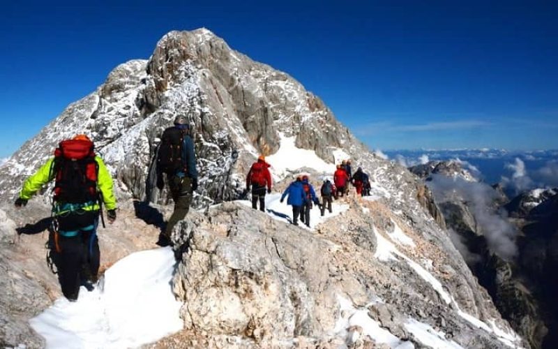 کار گروهی در کوهنوردی