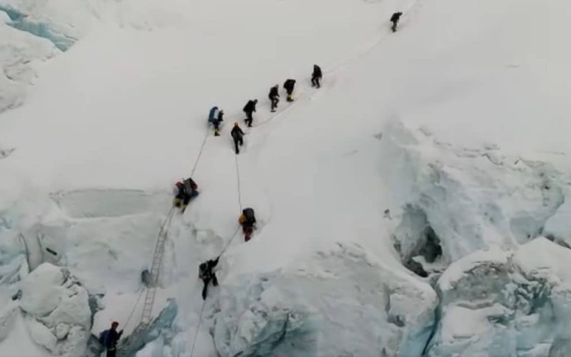 Ev-Icefall-Kami-Rita