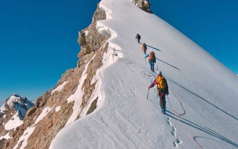 فواید کوهنوردی برای کبد