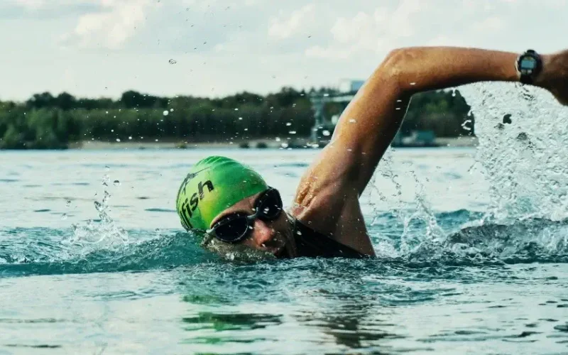 pexels-mali-maeder-1415810