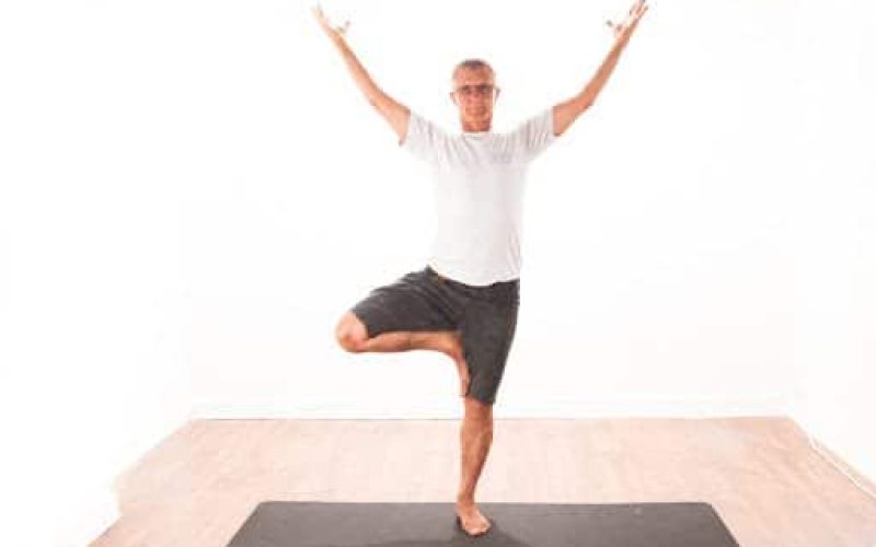 ۱۲ حرکت یوگا